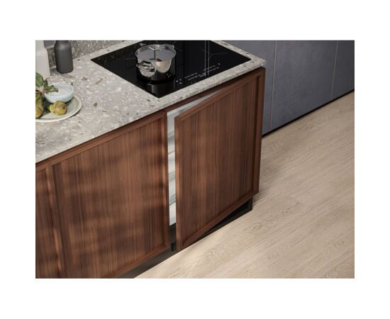 Морозильная камера Electrolux LYB2AE82S, изображение 2 Морозильная камера Electrolux LYB2AE82S, изображение 2