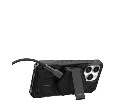 Зарядное устройство UAG Wireless Charging Pad With Stand Black/Carbon Fiber (9B4410114042), изображение 6 Зарядное устройство UAG Wireless Charging Pad With Stand Black/Carbon Fiber (9B4410114042), изображение 6