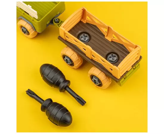 Игровой набор Otamanko Веселый хутор (комбайн с прицепом, грузовик с прицепом и овцы) (8833), изображение 5 Игровой набор Otamanko Веселый хутор (комбайн с прицепом, грузовик с прицепом и овцы) (8833), изображение 5