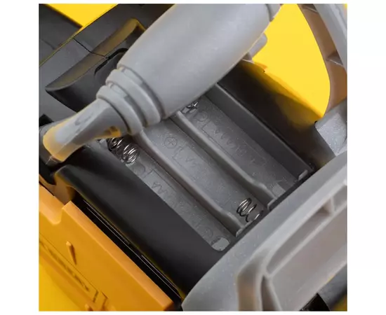 Игровой набор Otamanko бензопила на батарейках желтая (T001), изображение 5 Игровой набор Otamanko бензопила на батарейках желтая (T001), изображение 5