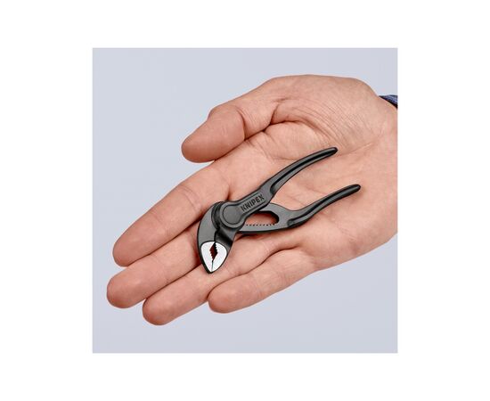 Клещи KNIPEX COBRA XS переставні з фіксатором, 28 мм (1"), под ключ 24 мм, L-100 мм, Cr-V (87 00 100), изображение 6 Клещи KNIPEX COBRA XS переставні з фіксатором, 28 мм (1"), под ключ 24 мм, L-100 мм, Cr-V (87 00 100), изображение 6