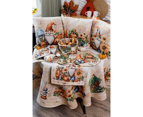 Салфетка на стол Прованс гобеленовая Тыквенные гномы D 35см (036240), изображение 5 Салфетка на стол Прованс гобеленовая Тыквенные гномы D 35см (036240), изображение 5