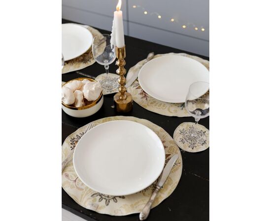 Салфетка на стол Прованс гобеленовая Золотой праздник D 35см (036313), изображение 4 Салфетка на стол Прованс гобеленовая Золотой праздник D 35см (036313), изображение 4