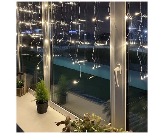 Гирлянда ColorWay Бахрома 3 м x 0.6 м 100 Led IP20 теплый цвет USB (CW-GF-100L36UWW), изображение 4 Гирлянда ColorWay Бахрома 3 м x 0.6 м 100 Led IP20 теплый цвет USB (CW-GF-100L36UWW), изображение 4