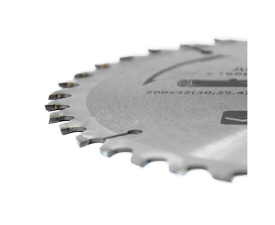 Диск пильный Grad по дереву с твердосплавными напайками Ø200×32(30;25.4)×40Т, 7000об/мин (1958245), изображение 2 Диск пильный Grad по дереву с твердосплавными напайками Ø200×32(30;25.4)×40Т, 7000об/мин (1958245), изображение 2