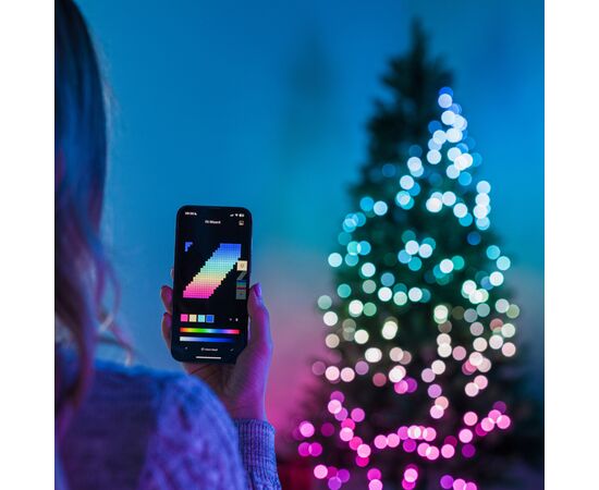 Гирлянда Twinkly Smart LED Dots 200 RGB LED Lights String, Clear Wire, Plug, IP44 10м (TWD200STP-TEU), изображение 7 Гирлянда Twinkly Smart LED Dots 200 RGB LED Lights String, Clear Wire, Plug, IP44 10м (TWD200STP-TEU), изображение 7