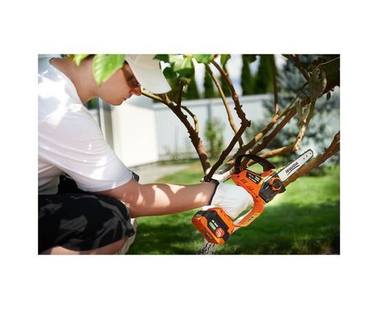 Цепная пила SEQUOIA 20V, 4Ah, шина 20 см, 1.7 кг (SBC2008BM-EV), изображение 10 Цепная пила SEQUOIA 20V, 4Ah, шина 20 см, 1.7 кг (SBC2008BM-EV), изображение 10