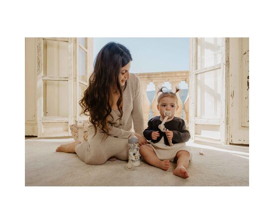 Бутылочка для кормления Suavinex Wonderland 270 мл, физиологическая, средний поток, голубая (308749), изображение 5 Бутылочка для кормления Suavinex Wonderland 270 мл, физиологическая, средний поток, голубая (308749), изображение 5