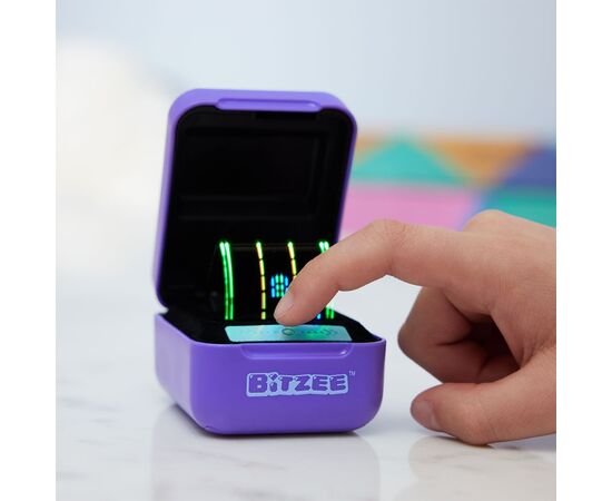 Интерактивная игрушка Bitzee с цифровыми героями - Мои пиксельные любимцы (фиолетовая) (6067790), изображение 7