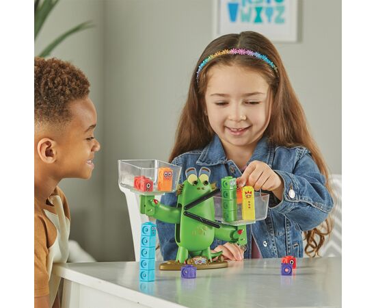 Ігровий набір Learning Resources навчальний серії Numberblocks - Ваги Blockzee (HM96089-UK), зображення 9 Ігровий набір Learning Resources навчальний серії Numberblocks - Ваги Blockzee (HM96089-UK), зображення 9