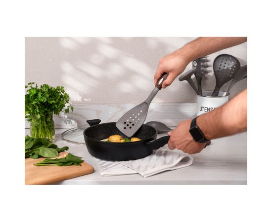 Сковорода Ardesto Gemini Livorno, 28см, алюміній, чорний (AR1228A), изображение 3 Сковорода Ardesto Gemini Livorno, 28см, алюміній, чорний (AR1228A), изображение 3