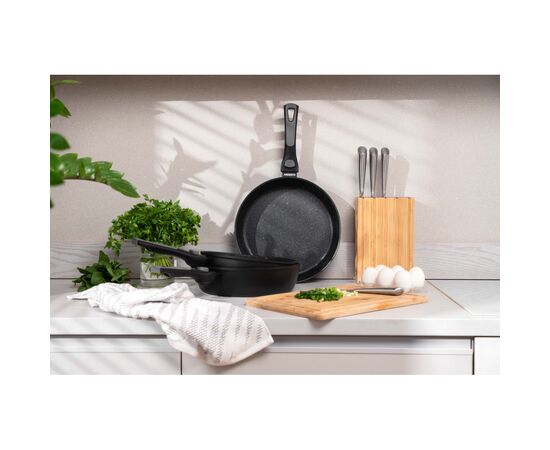 Сковорода Ardesto Gemini Bari, 24см, алюміній, чорний (AR1224B), изображение 7 Сковорода Ardesto Gemini Bari, 24см, алюміній, чорний (AR1224B), изображение 7