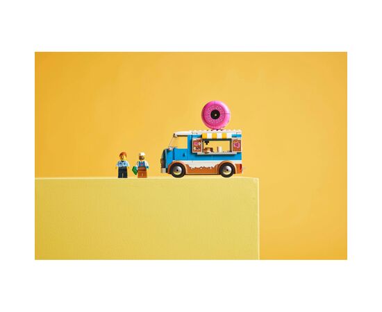 Конструктор LEGO City Грузовик с пончиками (60452), изображение 10 Конструктор LEGO City Грузовик с пончиками (60452), изображение 10