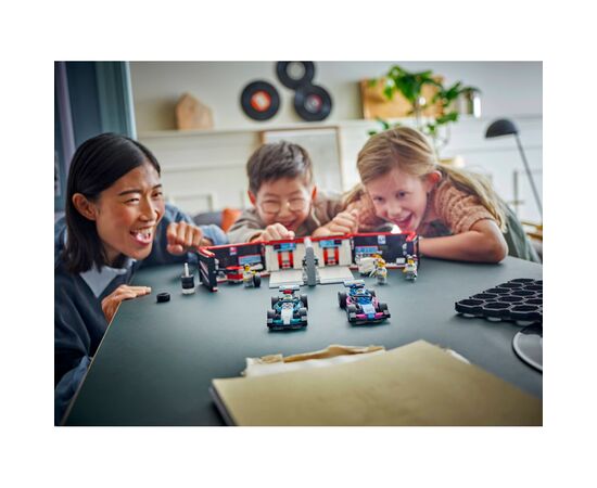 Конструктор LEGO City Гараж F1 та автомобілі Mercedes-AMG і Alpine (60444), зображення 9