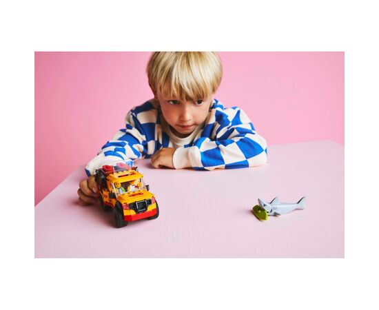 Конструктор LEGO City Пляжный спасательный грузовик (60453), изображение 10