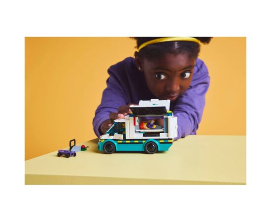 Конструктор LEGO City Скорая помощь (60451), изображение 8 Конструктор LEGO City Скорая помощь (60451), изображение 8