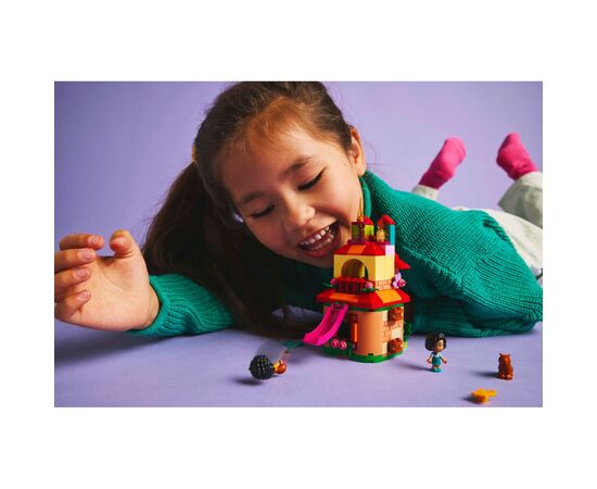 Конструктор LEGO Disney Classic Минидом Энканто (43261), изображение 12 Конструктор LEGO Disney Classic Минидом Энканто (43261), изображение 12