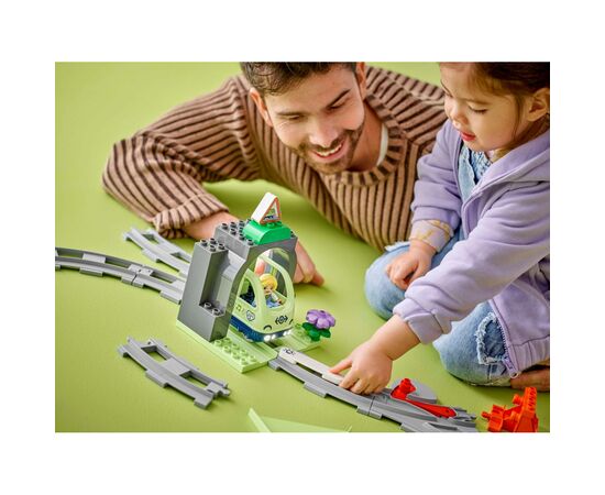 Конструктор LEGO DUPLO Town Дополнительный набор. Железнодорожный тоннель и пути (10425), изображение 10 Конструктор LEGO DUPLO Town Дополнительный набор. Железнодорожный тоннель и пути (10425), изображение 10