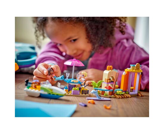 Конструктор LEGO Friends Творческий чемодан для путешествий и отдыха на пляже (42672), изображение 11 Конструктор LEGO Friends Творческий чемодан для путешествий и отдыха на пляже (42672), изображение 11