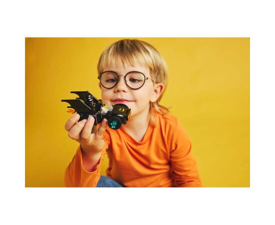 Конструктор LEGO Super Heroes Бэтмен и Бэтмобиль против мистера Фриза (76301), изображение 8 Конструктор LEGO Super Heroes Бэтмен и Бэтмобиль против мистера Фриза (76301), изображение 8