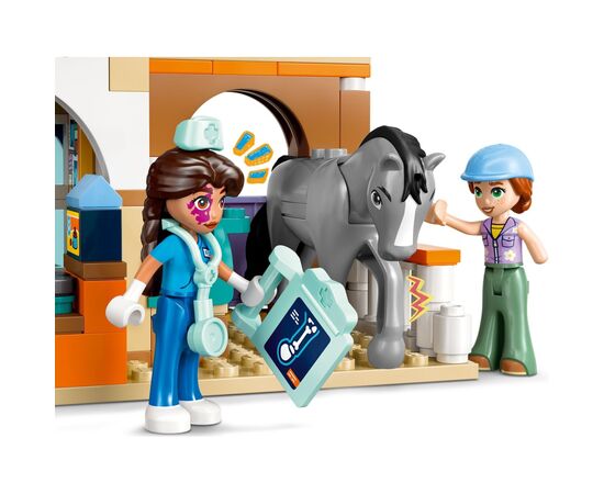 Конструктор LEGO Friends Ветеринарная клиника для лошадей и домашних любимцев (42651), изображение 5 Конструктор LEGO Friends Ветеринарная клиника для лошадей и домашних любимцев (42651), изображение 5