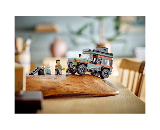 Конструктор LEGO City Внедорожный горный грузовик 4x4 (60447), изображение 12 Конструктор LEGO City Внедорожный горный грузовик 4x4 (60447), изображение 12