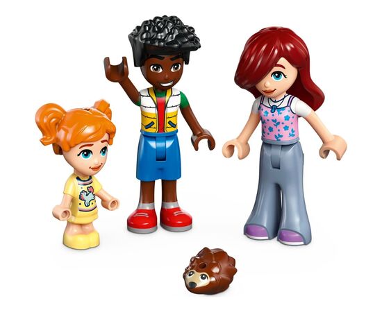 Конструктор LEGO Friends Хартлейк-Сити. Квартиры и магазины (42670), изображение 6 Конструктор LEGO Friends Хартлейк-Сити. Квартиры и магазины (42670), изображение 6