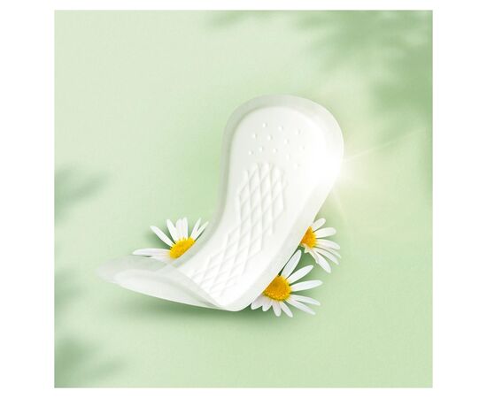 Ежедневные прокладки Naturella Сamomile Light 20 шт. (4015400240310), изображение 3 Ежедневные прокладки Naturella Сamomile Light 20 шт. (4015400240310), изображение 3