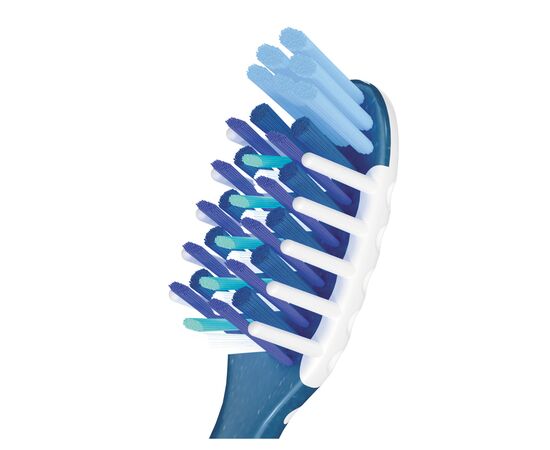 Зубна щітка Oral-B Pro-Expert Complete 7 средняя 1 шт + 1 шт бесплатно (3014260022051), зображення 4 Зубна щітка Oral-B Pro-Expert Complete 7 средняя 1 шт + 1 шт бесплатно (3014260022051), зображення 4