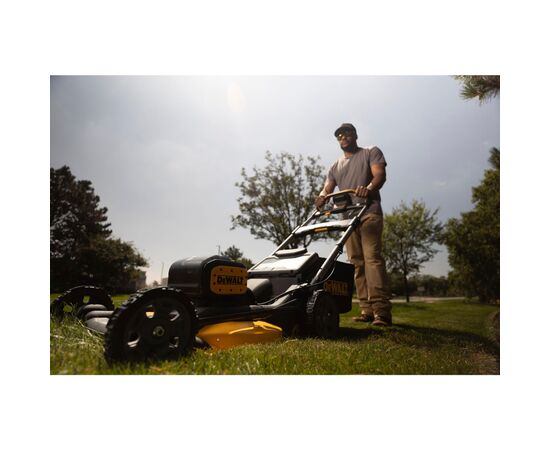 Газонокосилка DeWALT 18 В, 53 см, 2x8Ah.28 кг (DCMWP134W2), изображение 12 Газонокосилка DeWALT 18 В, 53 см, 2x8Ah.28 кг (DCMWP134W2), изображение 12