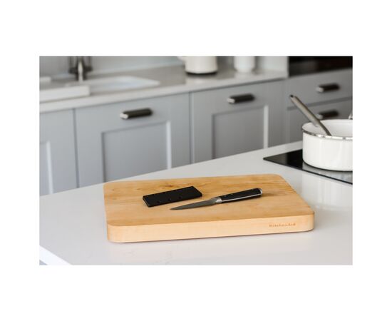 Кухонный нож KitchenAid Coreline універсальний з захисним чохлом, 11 см (KOG45TSSOHOBA), изображение 5 Кухонный нож KitchenAid Coreline універсальний з захисним чохлом, 11 см (KOG45TSSOHOBA), изображение 5