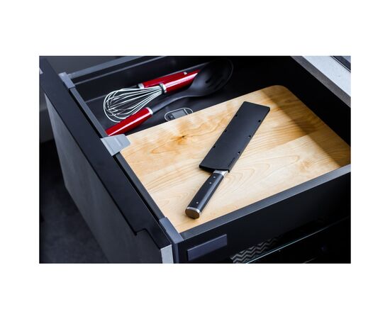 Кухонный нож KitchenAid Coreline Сантоку з захисним чохлом для леза, 18 см (KOG7IKSSOHOBA), изображение 5 Кухонный нож KitchenAid Coreline Сантоку з захисним чохлом для леза, 18 см (KOG7IKSSOHOBA), изображение 5
