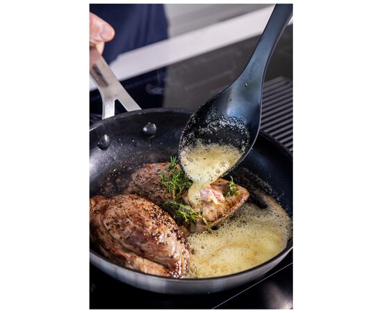 Ложка кухарська KitchenAid Coreline для сервіровки, 34 см, сіра (KAS003OHCGG), зображення 11 Ложка кухарська KitchenAid Coreline для сервіровки, 34 см, сіра (KAS003OHCGG), зображення 11