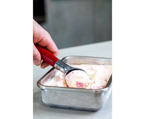 Ложка для мороженого KitchenAid Coreline, 21,6 см, червона (KAG117OHERE), изображение 8 Ложка для мороженого KitchenAid Coreline, 21,6 см, червона (KAG117OHERE), изображение 8