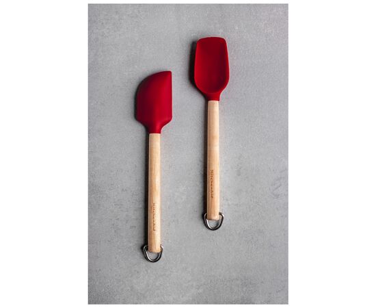 Лопатка кухонная KitchenAid Coreline для тіста, Набір 2 шт, 23,5 см, береза, червоний (KQR750OHERE), изображение 7 Лопатка кухонная KitchenAid Coreline для тіста, Набір 2 шт, 23,5 см, береза, червоний (KQR750OHERE), изображение 7