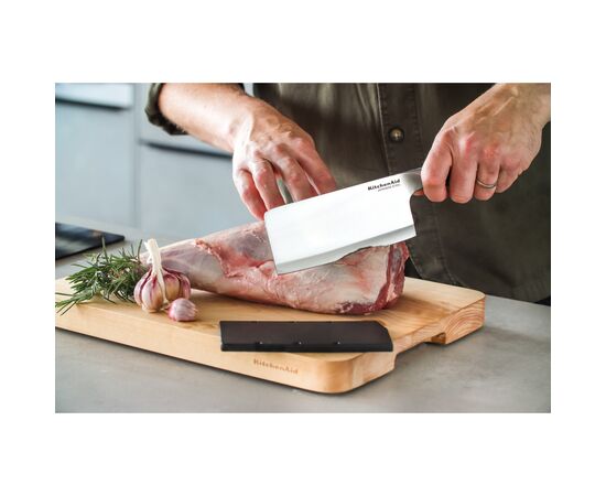 Кухонный нож KitchenAid Coreline Сокира ззахисним чохлом, 15 см (KOG6IVSSOHOBA), изображение 7 Кухонный нож KitchenAid Coreline Сокира ззахисним чохлом, 15 см (KOG6IVSSOHOBA), изображение 7