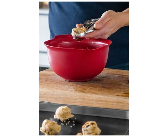 Ложка для мороженого KitchenAid Universal або для формування печива, 20,6 см, чорна (KQG148OHOBE), изображение 4 Ложка для мороженого KitchenAid Universal або для формування печива, 20,6 см, чорна (KQG148OHOBE), изображение 4