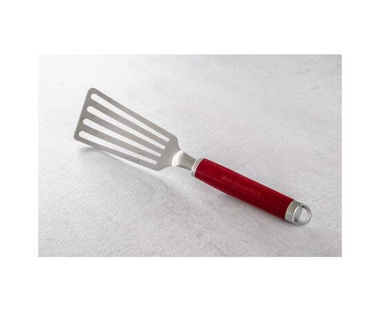 Лопатка кухонная KitchenAid Coreline з прорізами, 32,8 см, червоний (KAG024OHERE), изображение 4 Лопатка кухонная KitchenAid Coreline з прорізами, 32,8 см, червоний (KAG024OHERE), изображение 4