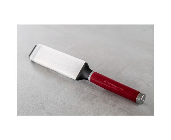 Терка KitchenAid Coreline для спецій, з чохлом, 31,7 см, червона (KAG321OHERE), изображение 4 Терка KitchenAid Coreline для спецій, з чохлом, 31,7 см, червона (KAG321OHERE), изображение 4