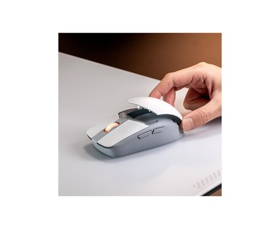 Мишка ASUS ROG Strix Impact III Wireless/Bluetooth White (90MP03D0-BMUA10), зображення 8 Мишка ASUS ROG Strix Impact III Wireless/Bluetooth White (90MP03D0-BMUA10), зображення 8