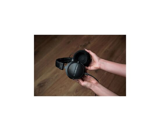 Наушники Beyerdynamic DT 1770 Pro MK II Black (531069), изображение 3 Наушники Beyerdynamic DT 1770 Pro MK II Black (531069), изображение 3