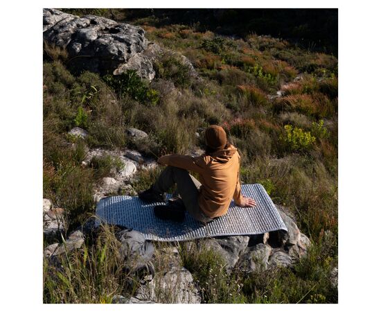 Туристичний килимок Naturehike IXPE потовщений та розширений із алюмінієвою плівкою CNH22DZ006 (6927595718483), зображення 10 Туристичний килимок Naturehike IXPE потовщений та розширений із алюмінієвою плівкою CNH22DZ006 (6927595718483), зображення 10