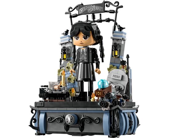 Конструктор LEGO Wednesday Фигурка Венздей Аддамс (76780), изображение 2 Конструктор LEGO Wednesday Фигурка Венздей Аддамс (76780), изображение 2