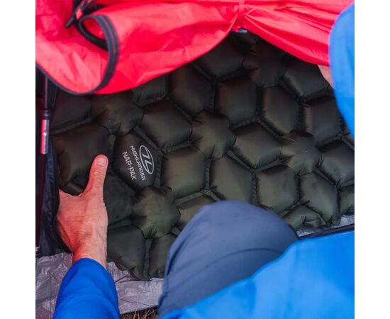 Туристический коврик Highlander Nap-Pak Inflatable Sleeping Mat 5 cm Olive AIR071 (929796), изображение 10 Туристический коврик Highlander Nap-Pak Inflatable Sleeping Mat 5 cm Olive AIR071 (929796), изображение 10