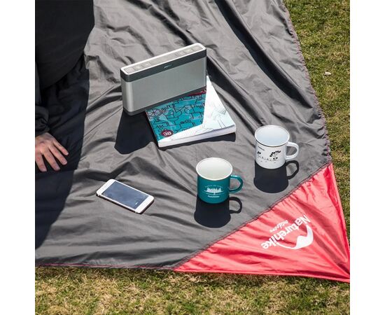 Туристический коврик Naturehike Moisture Picnic Mat NH17D050-B 120х70 см (6927595724637), изображение 8 Туристический коврик Naturehike Moisture Picnic Mat NH17D050-B 120х70 см (6927595724637), изображение 8