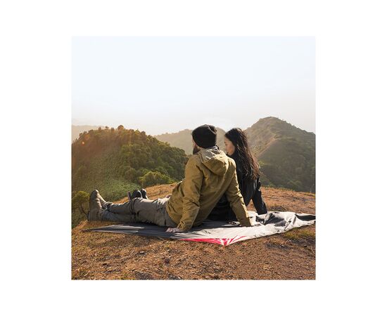 Туристический коврик Naturehike Moisture Picnic Mat NH17D050-B 145х100 см (6927595724644), изображение 6 Туристический коврик Naturehike Moisture Picnic Mat NH17D050-B 145х100 см (6927595724644), изображение 6