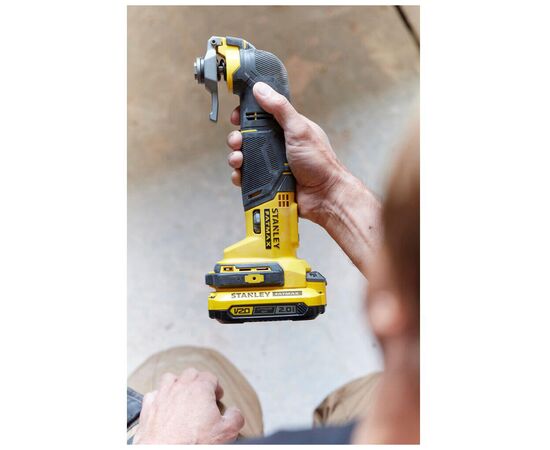 Реноватор Stanley FatMax,18В, 2x2Ah, Li-Ion, 8000-18000 об/мин,1.40 кг (SFMCE500D2K), изображение 4 Реноватор Stanley FatMax,18В, 2x2Ah, Li-Ion, 8000-18000 об/мин,1.40 кг (SFMCE500D2K), изображение 4