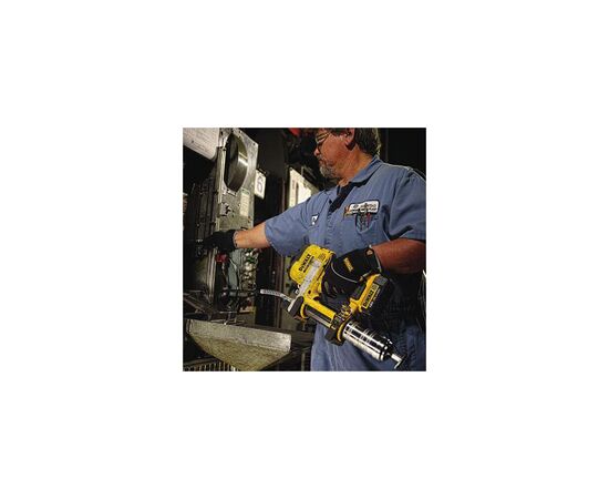 Шприц для смазки DeWALT 18В XR Li-lon, 147.87 мл/мин, 3.63 кг, (без АКБ та ЗП) (DCGG571NK), изображение 4 Шприц для смазки DeWALT 18В XR Li-lon, 147.87 мл/мин, 3.63 кг, (без АКБ та ЗП) (DCGG571NK), изображение 4