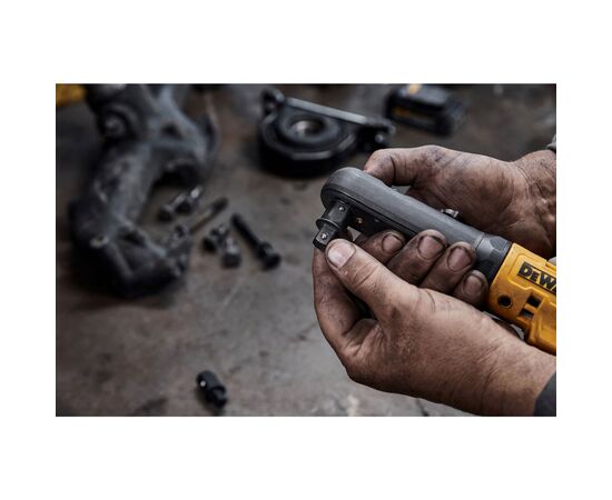 Гайковерт DeWALT угловой, XR Li-Ion PowerStack 18 В GFN, 1.7Ah, 102 Нм (DCF510E2G), изображение 10 Гайковерт DeWALT угловой, XR Li-Ion PowerStack 18 В GFN, 1.7Ah, 102 Нм (DCF510E2G), изображение 10