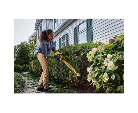 Кусторез DeWALT XR FLEXVOLT 54 В Li-lon, 3Ah, нож 65 см, (DCMHT573X1), изображение 8 Кусторез DeWALT XR FLEXVOLT 54 В Li-lon, 3Ah, нож 65 см, (DCMHT573X1), изображение 8